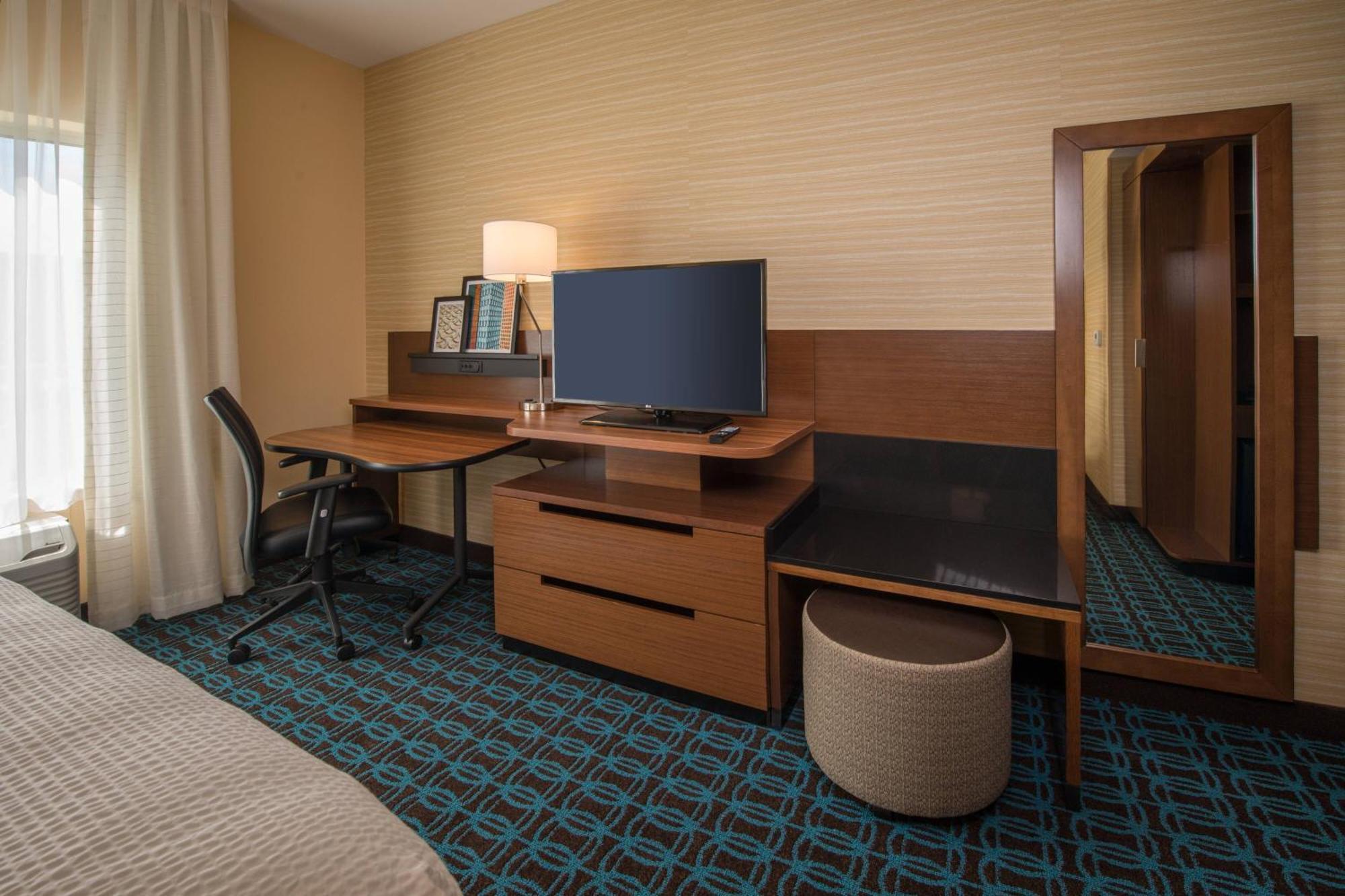 Fairfield & By Marriott Hotel 3*