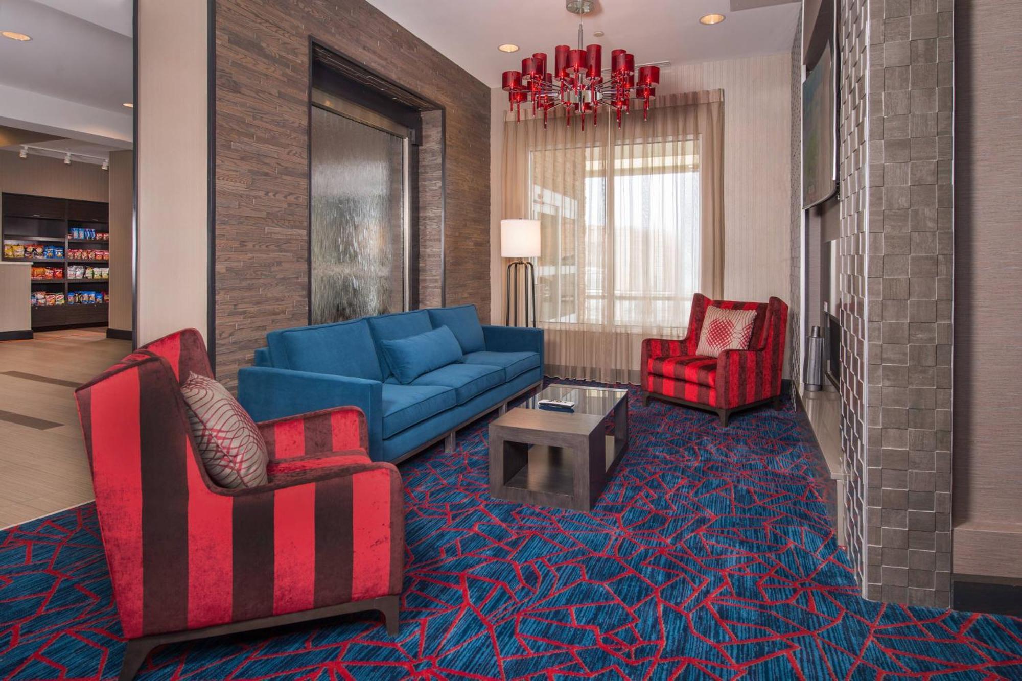 Fairfield & By Marriott